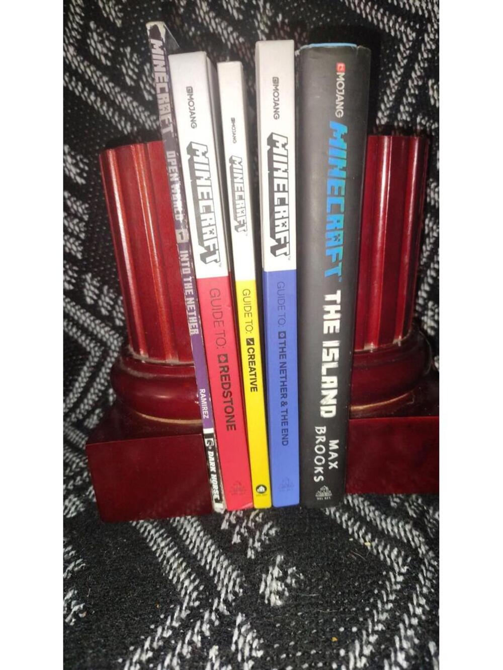 Minecraft Book Lot – The Island, Redstone, Creative, Nether & The End, Open Worl